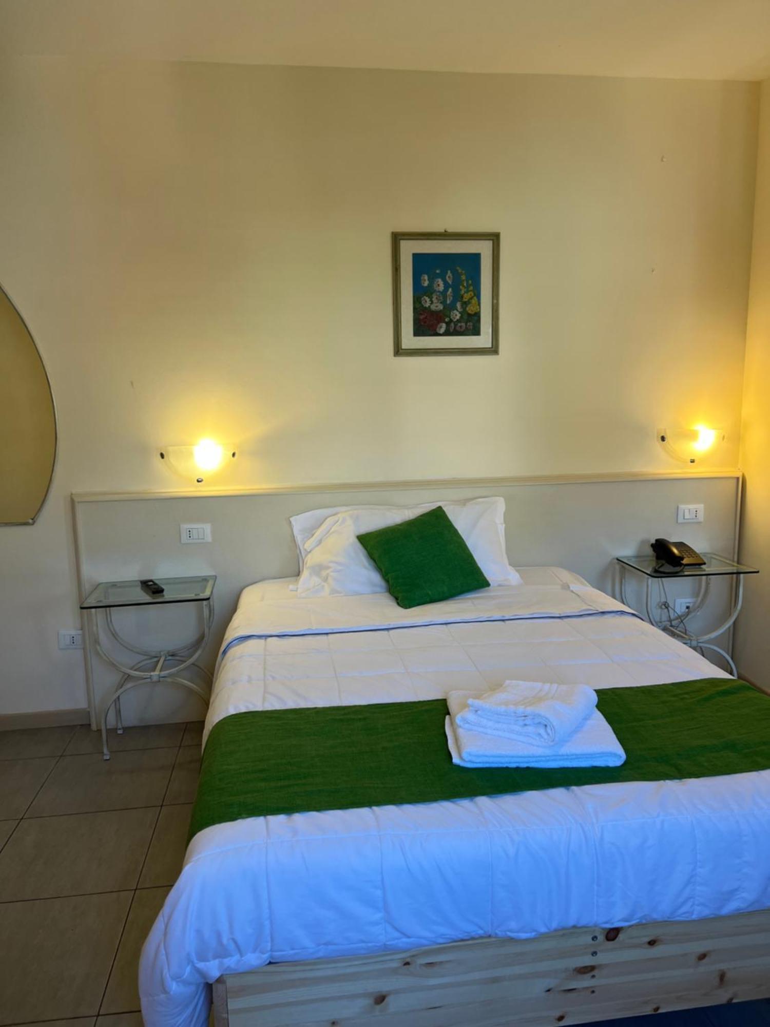 Ca Dei Barcaroli Hotel Mestre Bagian luar foto