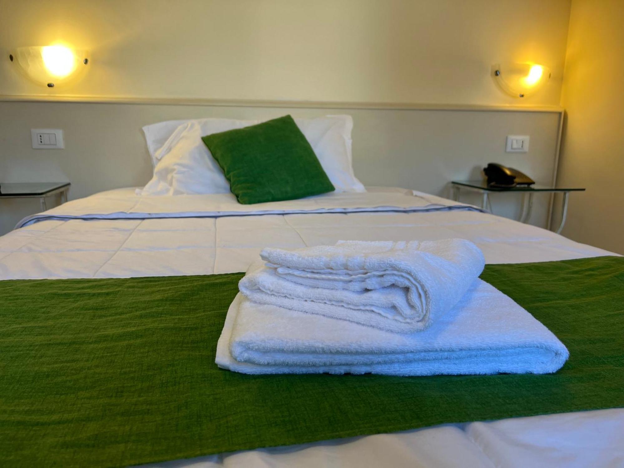 Ca Dei Barcaroli Hotel Mestre Bagian luar foto