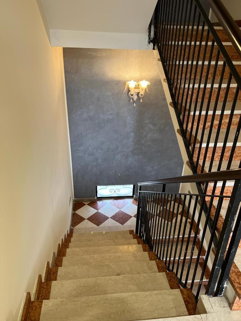 Ca Dei Barcaroli Hotel Mestre Bagian luar foto