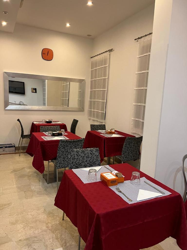 Ca Dei Barcaroli Hotel Mestre Bagian luar foto