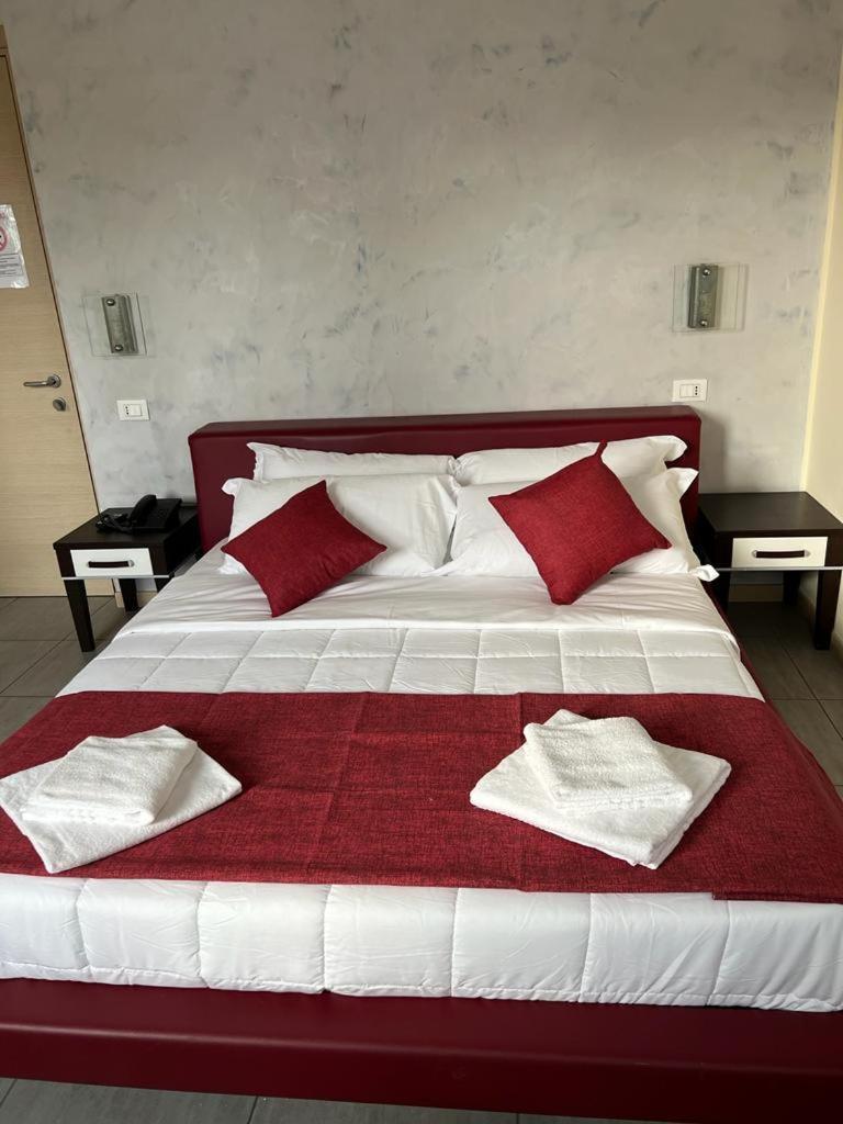 Ca Dei Barcaroli Hotel Mestre Bagian luar foto