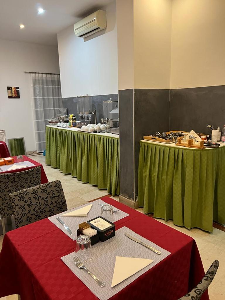 Ca Dei Barcaroli Hotel Mestre Bagian luar foto