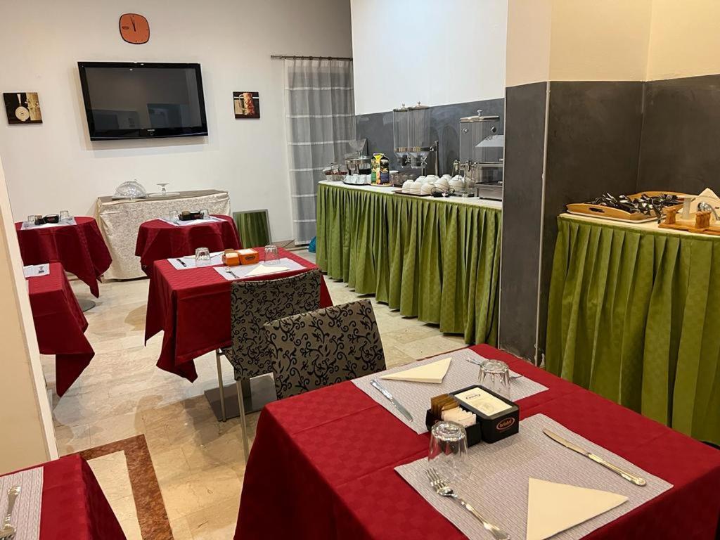 Ca Dei Barcaroli Hotel Mestre Bagian luar foto