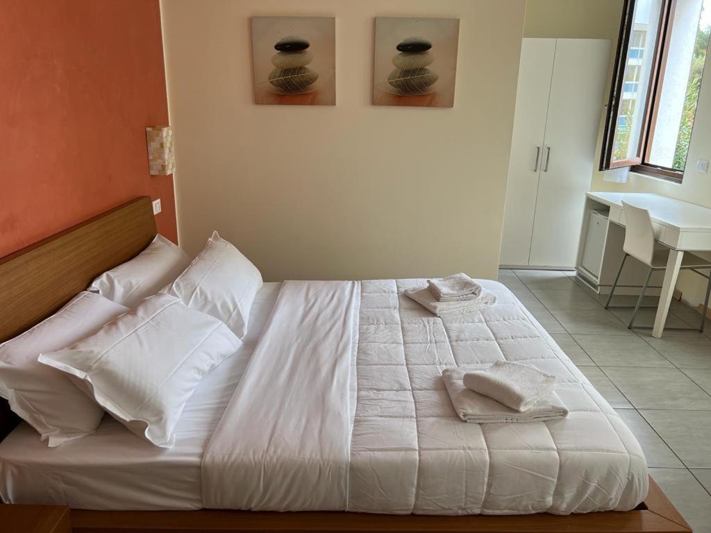 Ca Dei Barcaroli Hotel Mestre Bagian luar foto